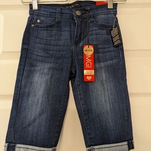 NWT Celebrity Pink Girls Jeans Shorts, Size 10